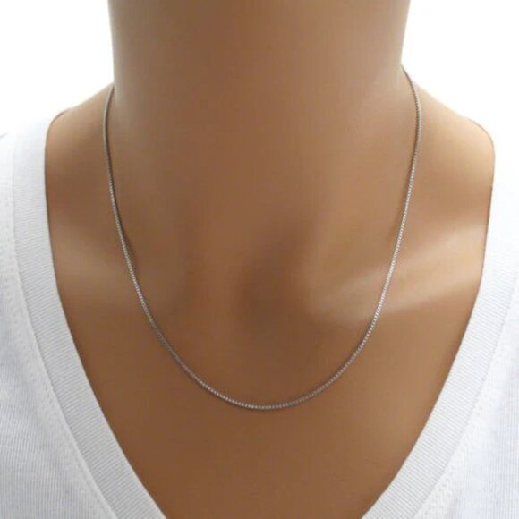 STERLING SILVER RHODIUM FINISH BOX CHAIN NECKLACE 1.2MM (GAUGE 019). - Picture 2 of 2